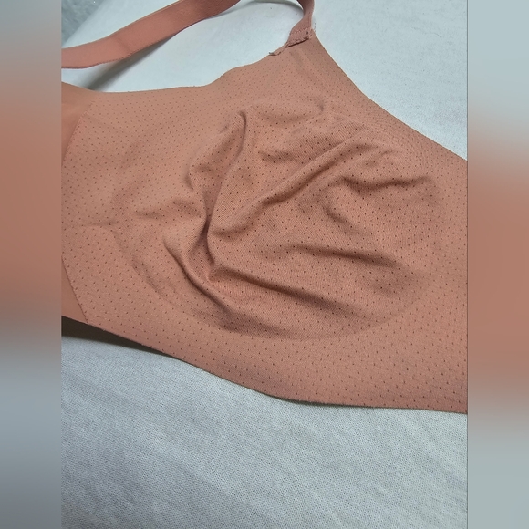 Knix V-Neck wireless Evolution Bra Size 3- No padding inserts - Picture 3 of 8